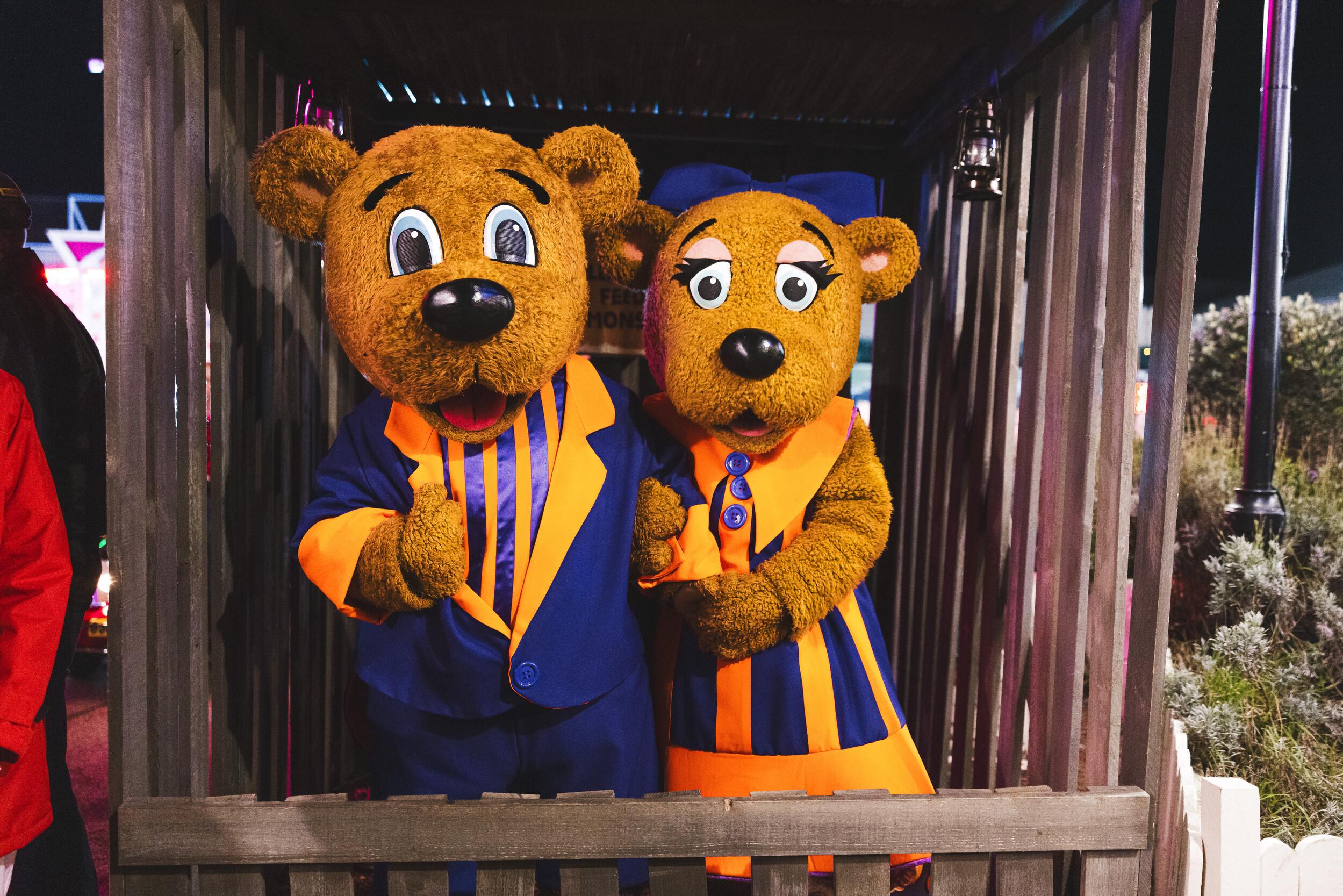 Billy and Bonnie bear, dressed in Halloween-themed outfits.