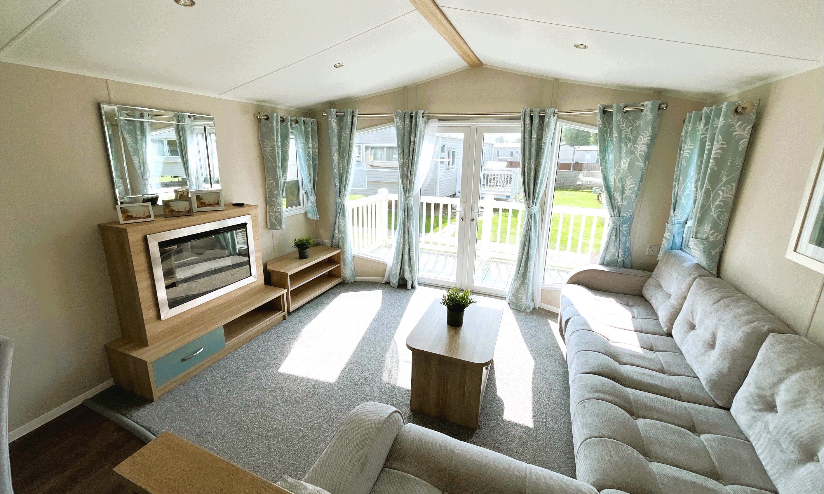 The living room in the Willerby Sierra